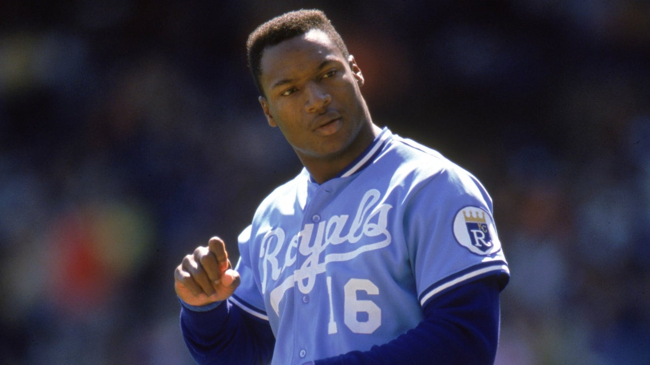 Thirty years ago today, Bo Jackson chose baseball over the NFL